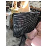 Hinge top table 27x27