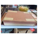 Enamel bed pan & pie plate