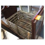 Wood crate 39x29