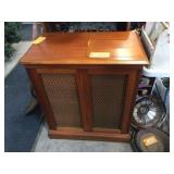 Magnavox record player cabinet 30x18x34