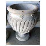 Concrete planter 15 inch diameter x 24 inches
