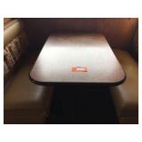 Pedestal table 30 x 46 x 29