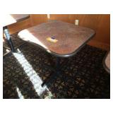 Pedestal table 30 x 30 x 29