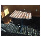 Pedestal table 30 x 30 x 29