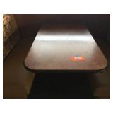 Pedestal table 30 x 46 x 30