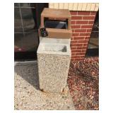 Outdoor garbage can