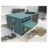 Carrier weather maker 1 rooftop 74x45x34