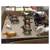 Assorted horse toys / 3 dogs