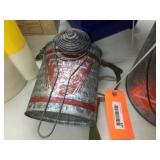 Minnow carrier / minnow scoop