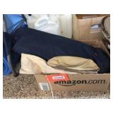 Tent / assorted stakes