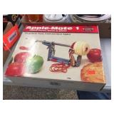 Apple mate pater, corer & slicer