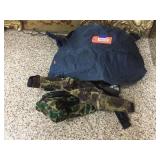 Rain gear, suspenders, asst