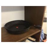 Cast iron skillet 10.5 inch