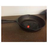 Cast iron skillet 6.5 inch diameter