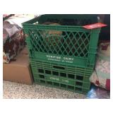 Plastic crates & baskets