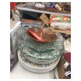 Plates, trays & assorted