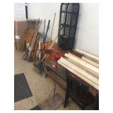 Lightning rod weather vane w/red globe