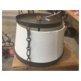 Ceiling mount light fixture