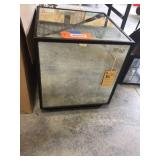 Square mirrored stand 16"x16"x18"