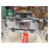 2 vanity light fixtures