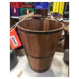 Wood pail with handle