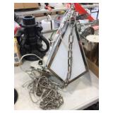 Hanging light fixture