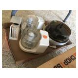 Dietetic scale, handy choppers, egg poacher