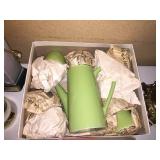 Coffee carafe & cups