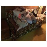 Floral print sleeper sofa 68" and blankets