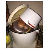 Enamelware, container set w/covers