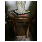 Glass top end table 21x21x21