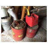 3 Gas cans