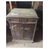 Victrola record player