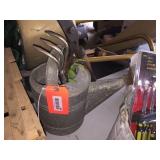 Watering can & garden tools