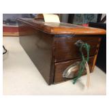 Single till cash register. Has key. 7"x18"