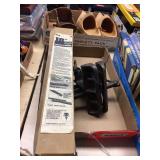 Vise & windshield wipers