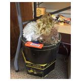 Vintage hats & hat boxes