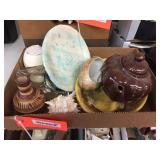 Ashtray, seashell, teapot & assorted