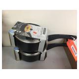 2 new Frigidaire saucepans
