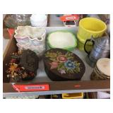 Candle, vases & assorted decorators