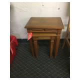 2 Nesting tables / LRG 17"x13"x21" /