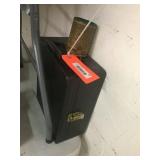 Partial portable bar set in case / dice cup