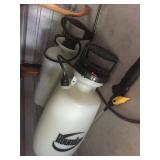 2 garden sprayers