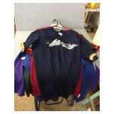 Sports teams jerseys & shirts