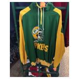 Packer pullover unknown size