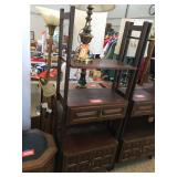 Cabinet w/single drawer & 2 doors