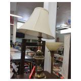 Lamp w/shade 28" tall
