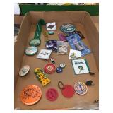 Pins & pin back buttons