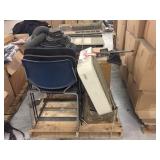 Pallet w/box fan, shop vac, chairs