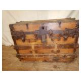 Old  Chest Steamer Trunk